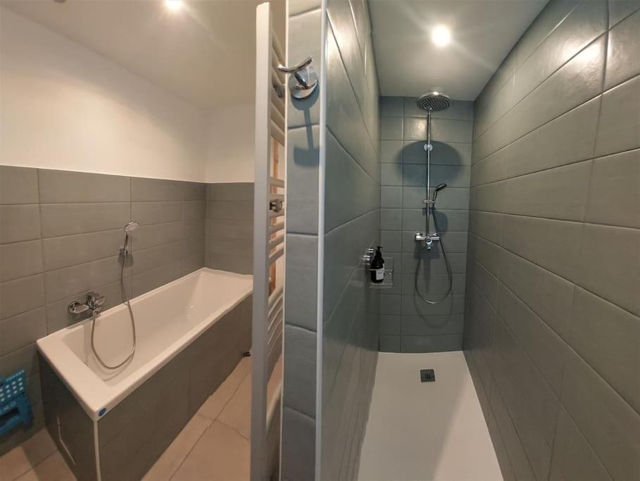 Le Cormoran Emplacement Ideal, Moderne Tres Equipe Thury-Harcourt-le-Hom Exterior foto